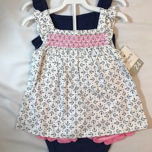 Carters set of 2 rompers
